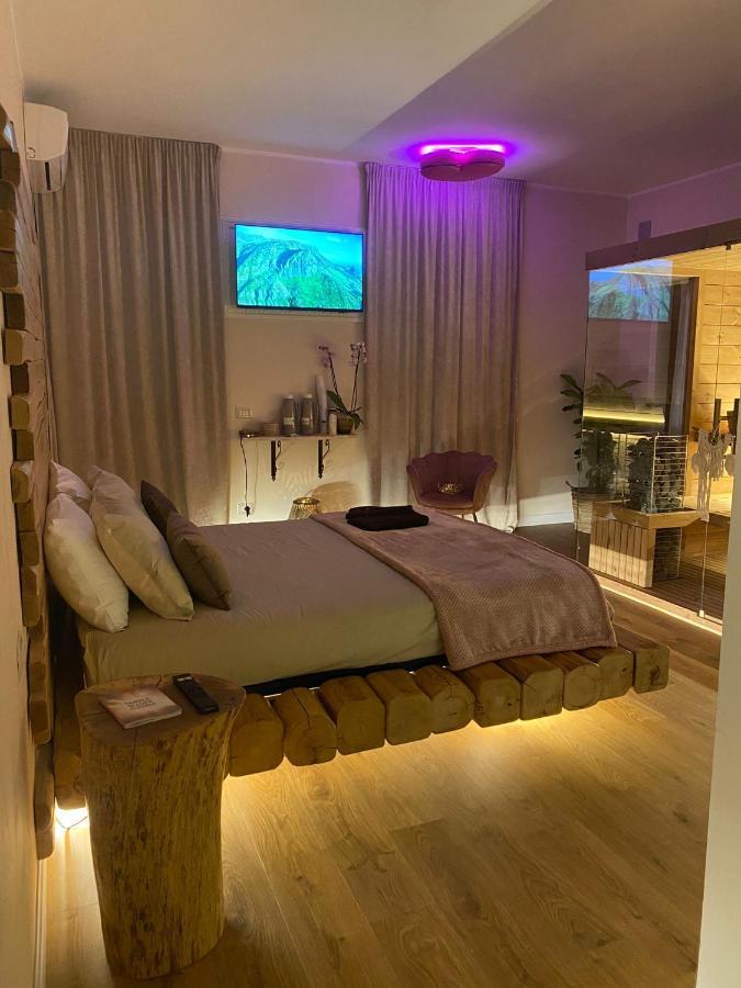 Love Space Sensory Spa & Relax Suite Santa Maria delle Mole Kültér fotó