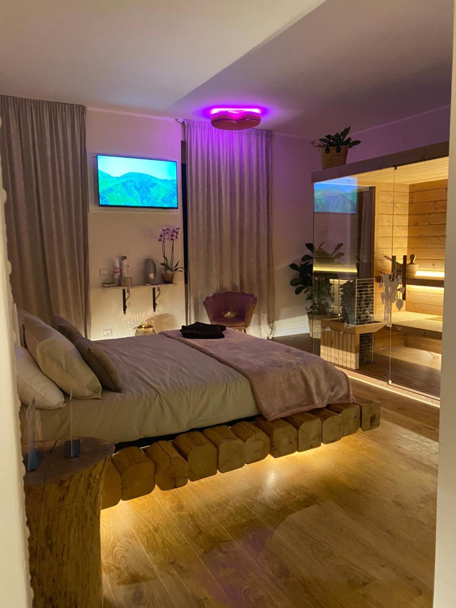Love Space Sensory Spa & Relax Suite Santa Maria delle Mole Kültér fotó